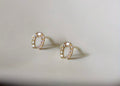 Gold Horse Shoe Earings